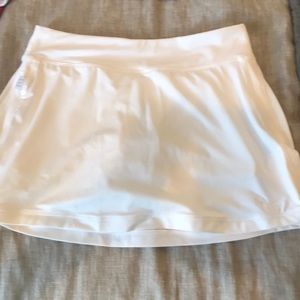 Used Nike white tennis skirt